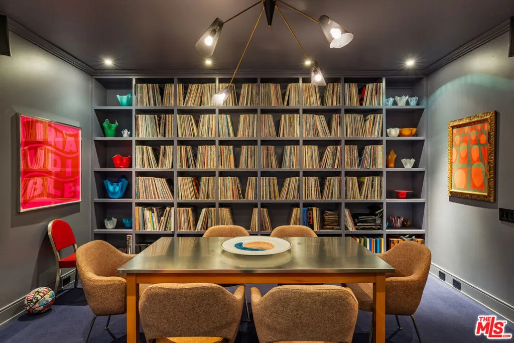 434 N Mansfield Avenue, Los Angeles, California 90036 home-pic-5